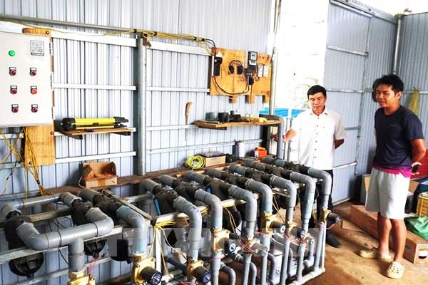 Nông dân vùng biên bước vào thời kỳ sản xuất thông minh