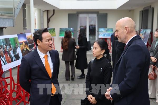 Đưa Việt Nam đến gần với bạn bè quốc tế tại Thụy Sĩ