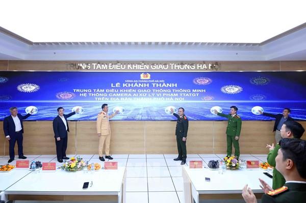 Hà Nội chính thức vận hành Trung tâm điều khiển giao thông thông minh