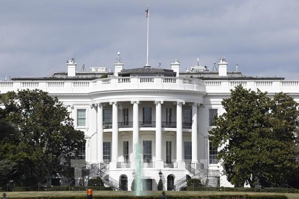Tổng thống Mỹ bị kiện vì kế hoạch cải tạo Nhà Trắng