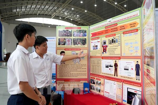 Trang bị năng lực số cốt lõi cho học sinh