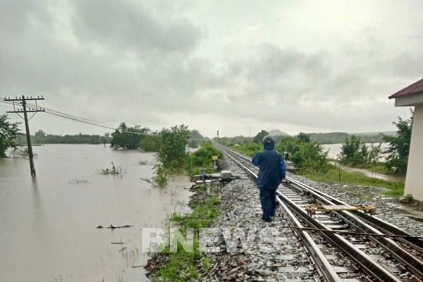 Tuần tra, chốt gác cầu, hầm, đường yếu có nguy cơ mất an toàn