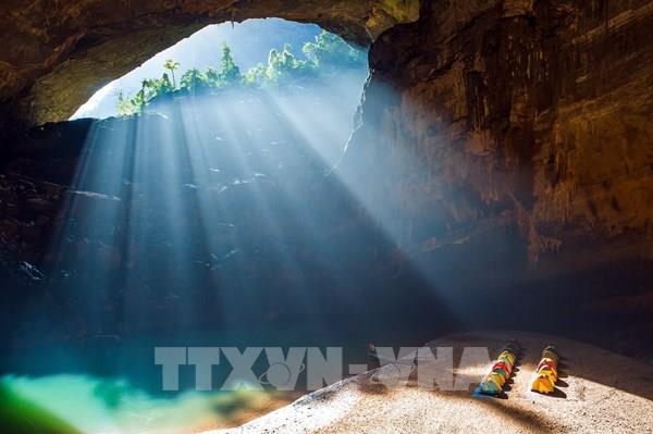 Khám phá du lịch mạo hiểm hang Sơn Đoòng