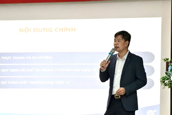 Ứng dụng giải pháp và xu hướng mới trong thương mại điện tử cho sinh viên