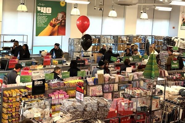 Người tiêu dùng Mỹ kém vui với mùa lễ hội cuối năm