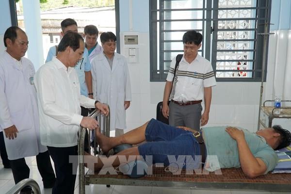 Quân dân y Thổ Châu: Vượt sóng gió vì sức khỏe nhân dân