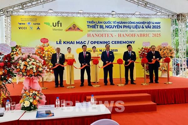 Khai mạc triển lãm quốc tế ngành công nghiệp, nguyên phụ liệu dệt may 2025