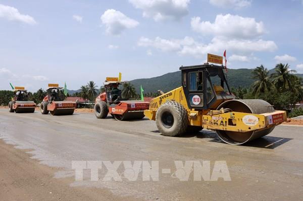 Thủ tướng chỉ đạo tổ chức Lễ khởi công, khánh thành công trình, dự án chào mừng Đại hội XIV của Đảng