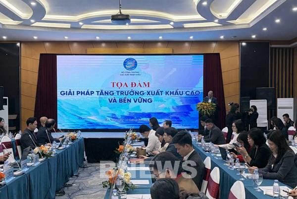 Xuất khẩu Việt Nam trước ngưỡng chuyển đổi chiến lược: Từ tăng trưởng cao đến bền vững