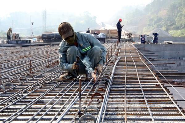 Đại công trường 19/12: Ngày đêm bám công trường cao tốc cửa khẩu Hữu Nghị - Chi Lăng