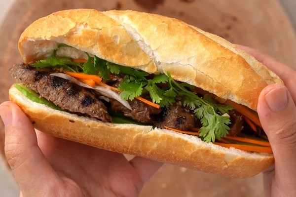 Lâm Đồng phòng ngừa ngộ độc thực phẩm từ bánh mì