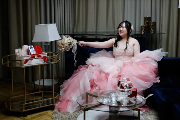 Nhật Bản xuất hiện lễ cưới giữa con người và bạn đời AI