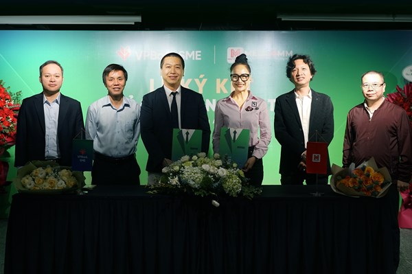 VPBank bắt tay Medcomm, mở rộng tài chính nhúng trong hệ sinh thái y tế - dược