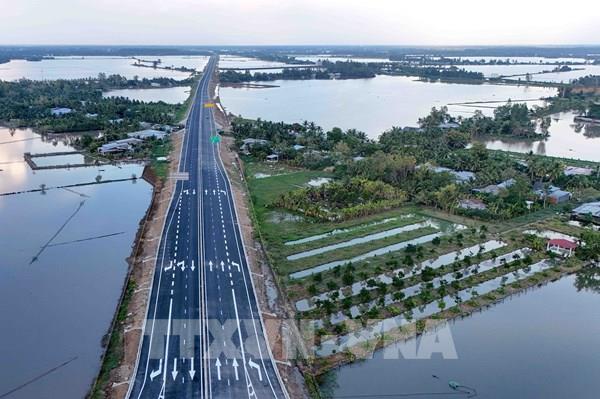 Cà Mau khởi công hai dự án đường giao thông hơn 1.700 tỷ đồng