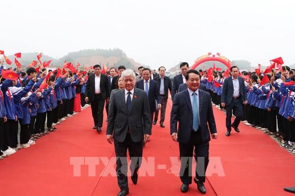 Thông xe kỹ thuật cao tốc Tuyên Quang - Hà Giang giai đoạn 1, động thổ giai đoạn 2