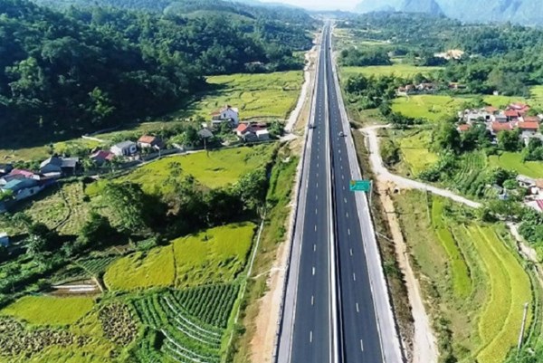 Thông xe kỹ thuật cao tốc Tuyên Quang - Hà Giang giai đoạn 1, động thổ giai đoạn 2
