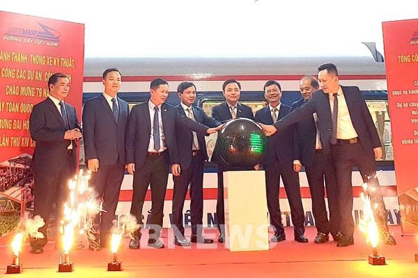 Ngành đường sắt khánh thành công trình hiện đại 162 toa xe khách