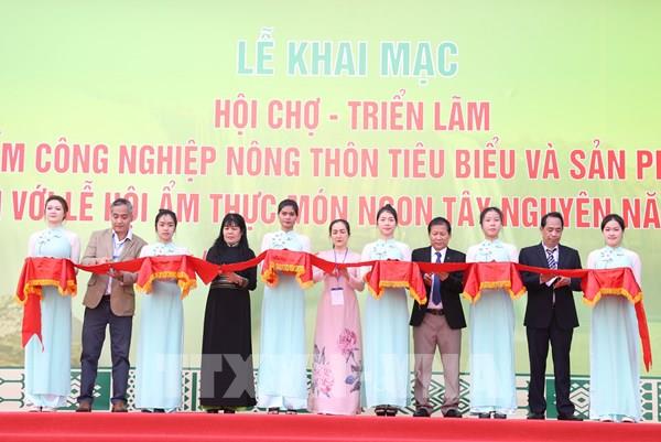 Khai mạc hội chợ OCOP gắn với ẩm thực Tây Nguyên