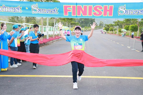 Từ đường chạy đến trách nhiệm xã hội của Yến sào Khánh Hòa