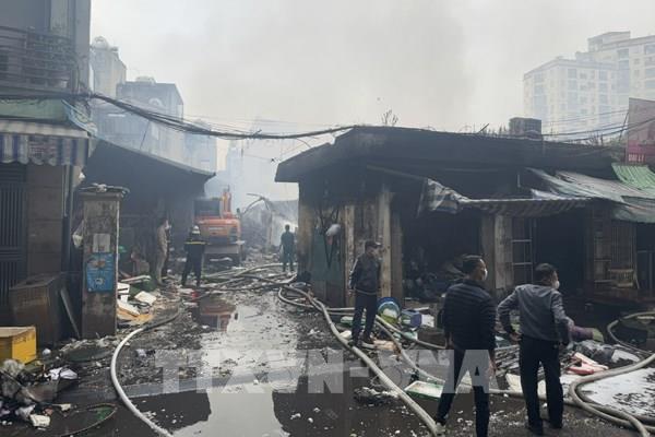 Thông tin mới nhất về vụ cháy lớn tại chợ Xanh Hà Nội