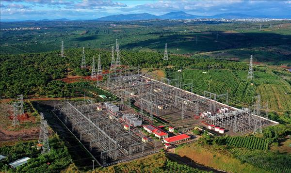 Trạm 500kV Pleiku 2 nâng công suất lên 1.800MVA, tăng cường cấp điện miền Trung - Tây Nguyên