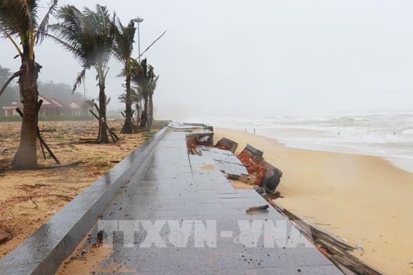 Bờ biển Quảng Trị bị xâm thực nghiêm trọng