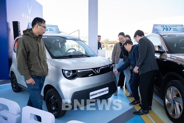 VinFast ra mắt hệ sinh thái giao thông xanh 2025, thêm 2 mẫu ô tô hoàn toàn mới