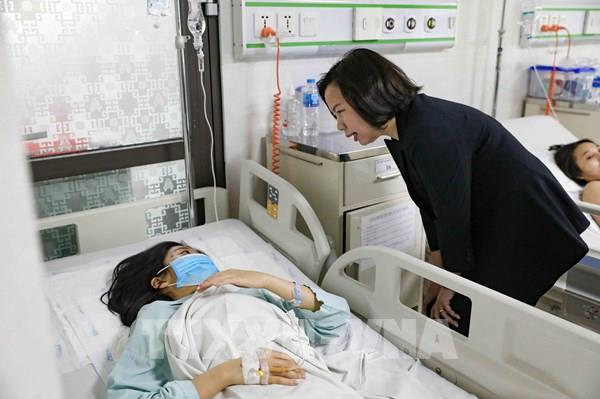 Hà Nội thăm hỏi nạn nhân vụ lật xe khách ở Lào Cai