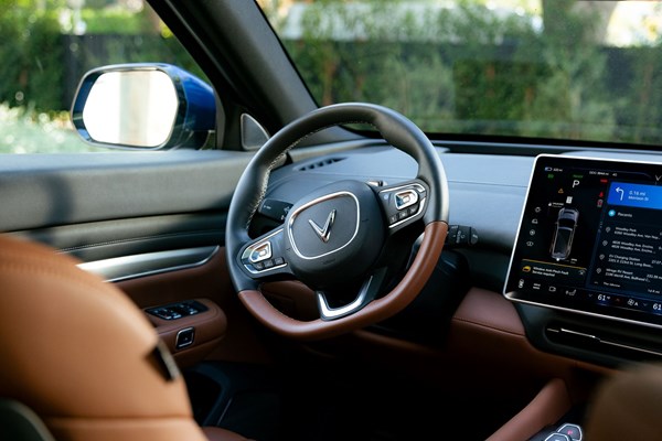 SUV điện cỡ lớn VinFast VF 9 hút khách trong những ngày cuối năm nhờ giá tốt