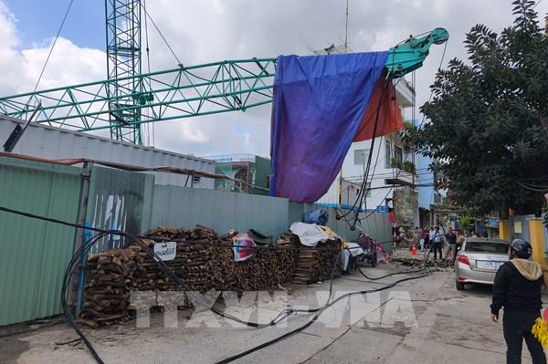 Gãy cẩu tháp sập tường rào Bảo tàng điêu khắc Chăm Đà Nẵng