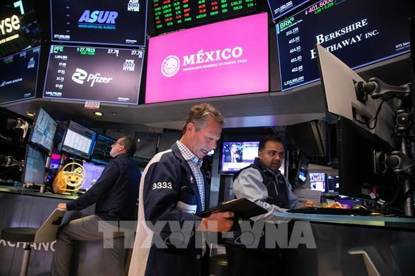 Nhiều kỷ lục ghi dấu trên thị trường thế giới