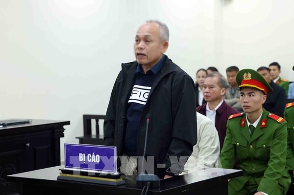 Vụ nhận hối lộ tại Ban Quản lý dự án Đắk Lắk: Bị cáo thừa nhận việc đưa quà “cảm ơn”