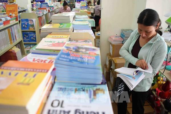 Từ 15/2/2026: Xuyên tạc sách giáo khoa bị phạt đến 40 triệu đồng