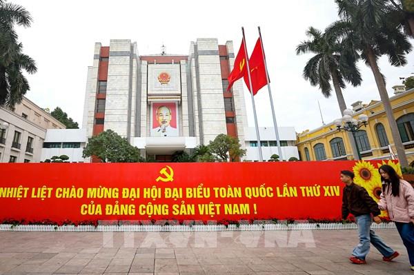 Thủ đô rợp bóng cờ hoa chào mừng Đại hội XIV của Đảng 