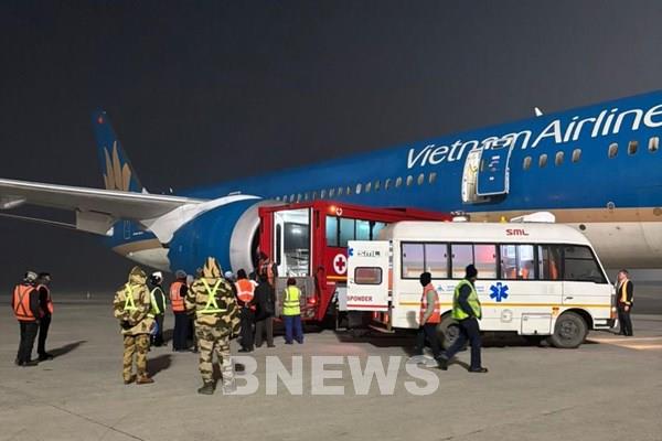 Máy bay Vietnam Airlines hạ cánh khẩn cấp tại Ấn Độ để cấp cứu khách