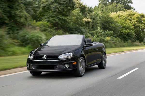 Volkswagen Việt Nam triệu hồi các mẫu EOS, Passat và Golf do liên quan đến túi khí