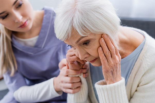 Triển vọng điều trị bệnh Alzheimer bằng liệu pháp âm thanh không xâm lấn