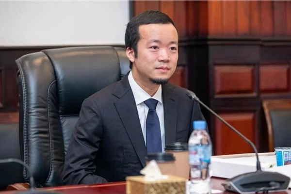 "Ông trùm" Prince Group Trần Chí bị dẫn độ về Trung Quốc