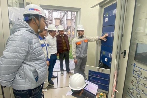Hoàn thành Dự án Nâng cấp hệ thống điều khiển các trạm biến áp 500kV, 220kV khu vực miền Bắc