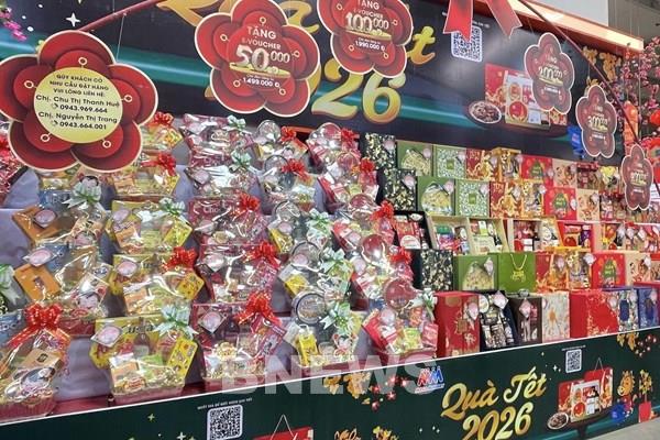 Bộ Công Thương yêu cầu bảo đảm nguồn cung hàng hóa, điện dịp Tết