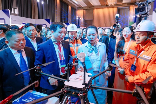 Điện lực miền Bắc xác định trọng tâm phát triển công nghệ và chuyển đổi số