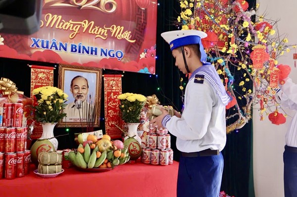  Mùa Xuân mới đã tới nơi đảo xa