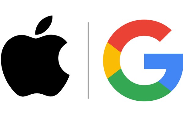 Cú bắt tay lịch sử giữa hai "ông lớn" trong làng công nghệ