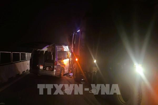 Tai nạn liên hoàn trên cao tốc, 10 người thương vong