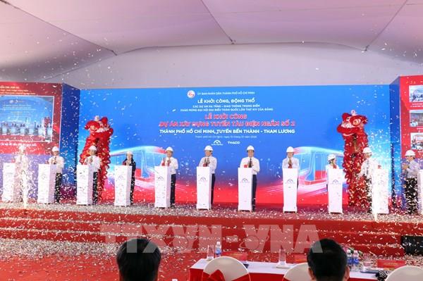 Khởi công metro Bến Thành - Tham Lương, động thổ cầu Cần Giờ