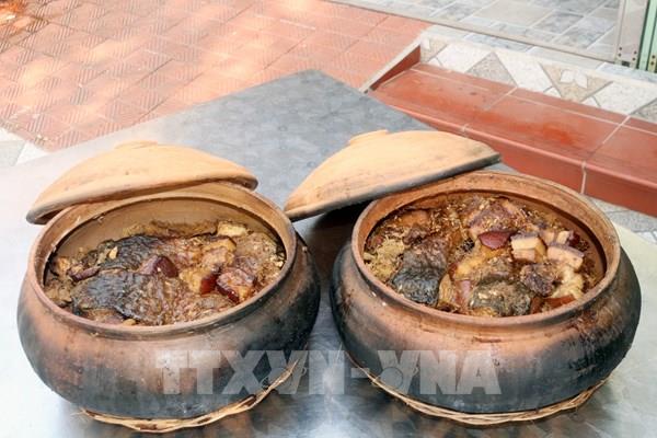 Đặc sản cá kho Nhân Hậu vươn xa nhờ công nghệ số