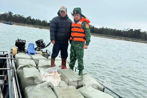 Phát hiện vận chuyển 800kg nầm lợn đông lạnh không rõ nguồn gốc