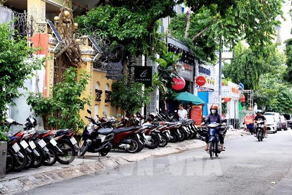 Vi phạm vỉa hè, đậu xe máy bị phạt bao nhiêu tiền?