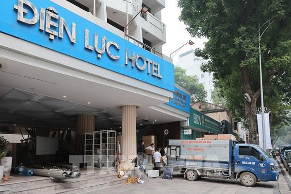 Nhiều cơ quan đã bàn giao mặt bằng dự án quảng trường phía Đông hồ Hoàn Kiếm