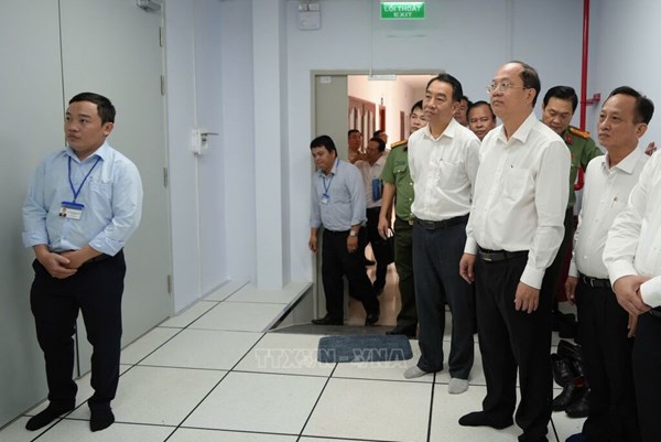 Cà Mau xây dựng chiến lược đầu tư cơ sở hạ tầng Trung tâm chuyển đổi số